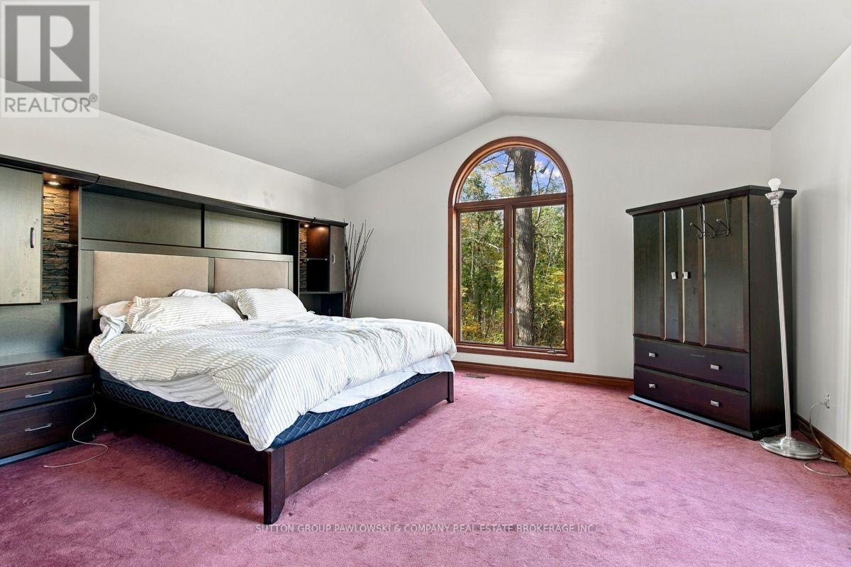 2174 Parkhill Drive — photo 29