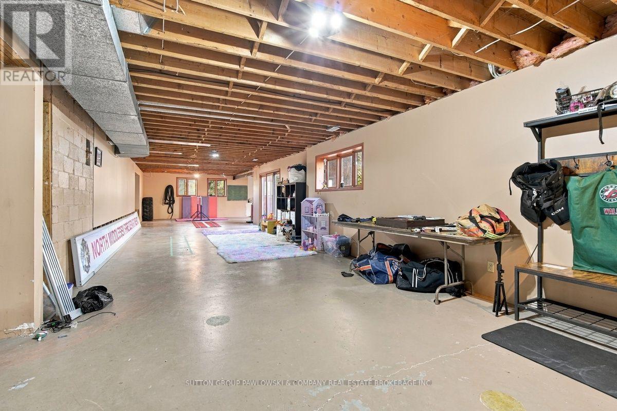 2174 Parkhill Drive — photo 40