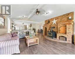 2174 Parkhill Drive, North Middlesex, ON N0M2K0 Photo 17
