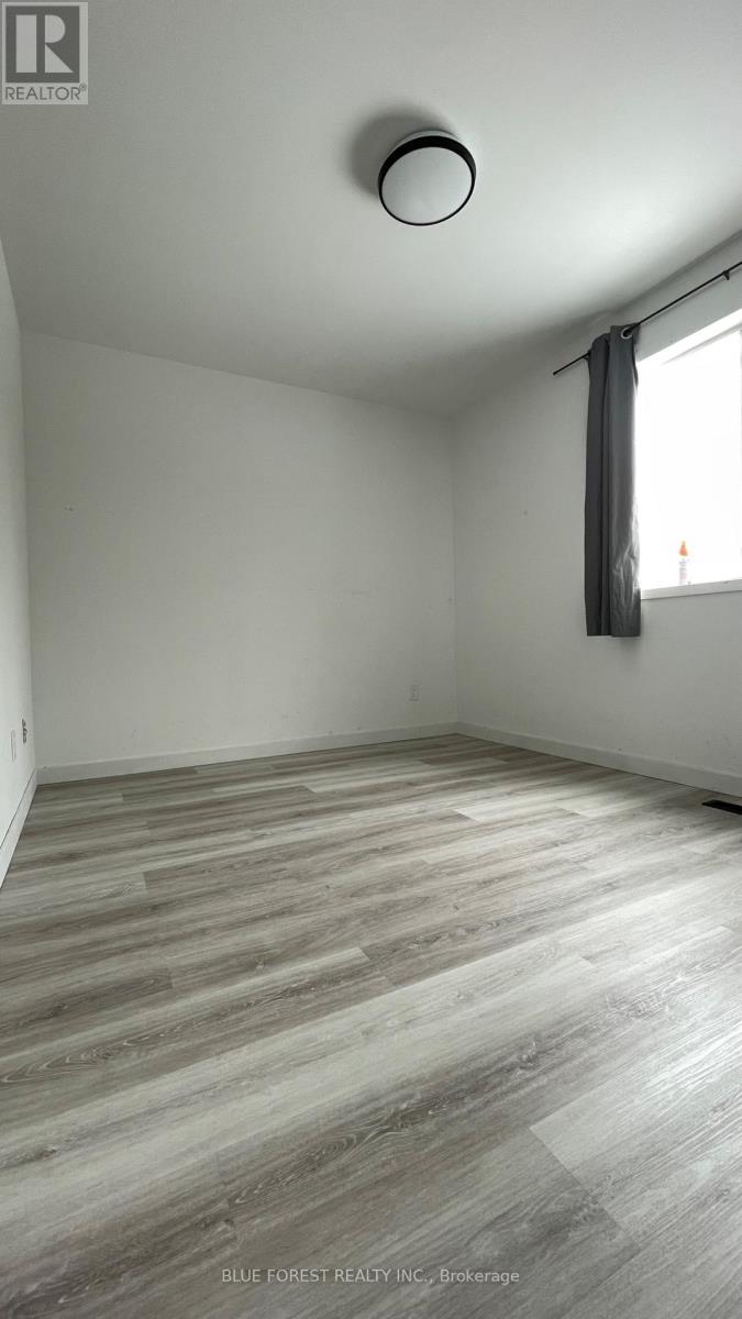 2-53 TUMBLEWEED CRESCENT, London South (South X) — photo 7