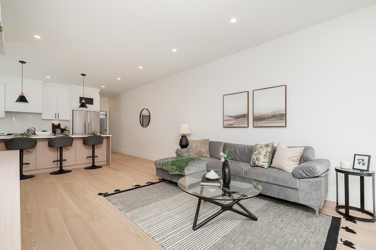 Photo of 101 17059 0 AVENUE 6