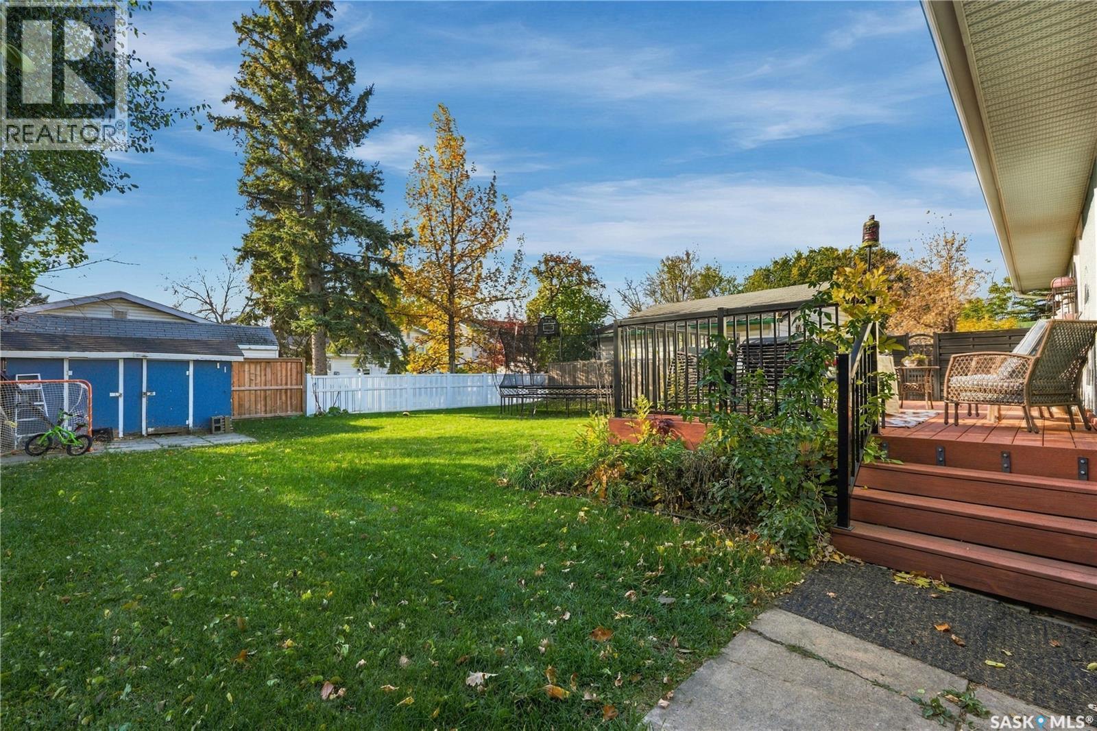 95 St Lawrence CRESCENT - 44