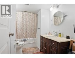 95 St Lawrence Crescent, Saskatoon, SK S7K1G6 Photo 38