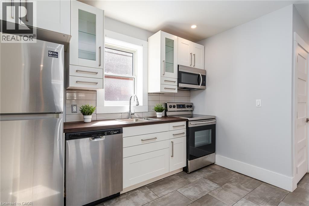 40 Woodland Avenue — photo 17