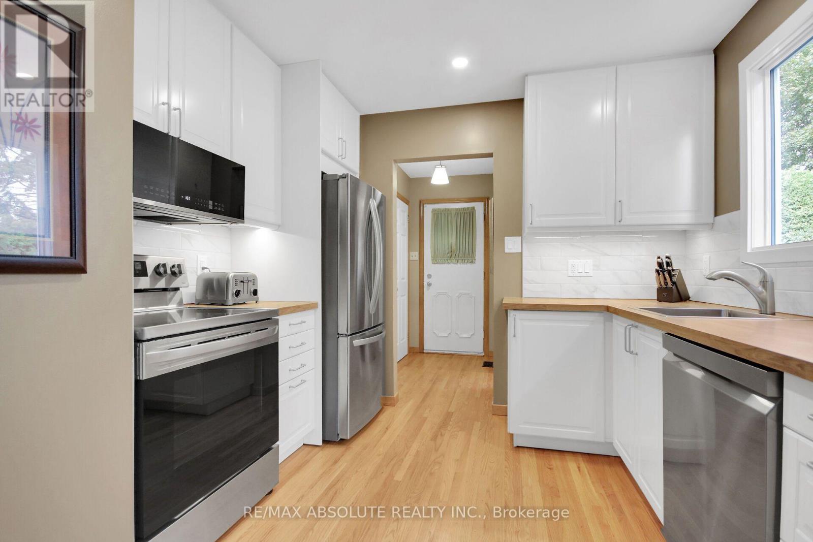 144 Old Colony Road — photo 15