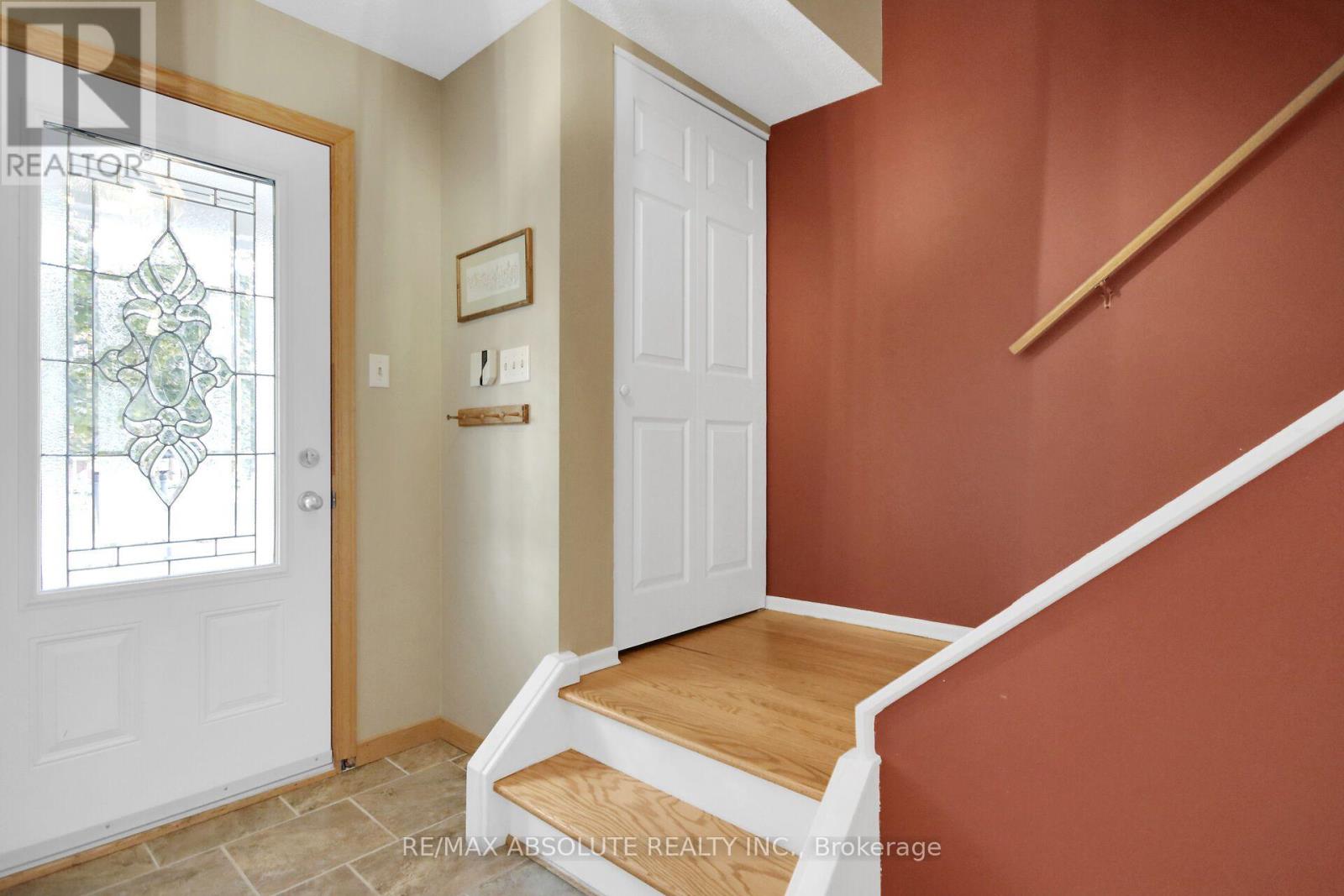 144 OLD COLONY ROAD - 17