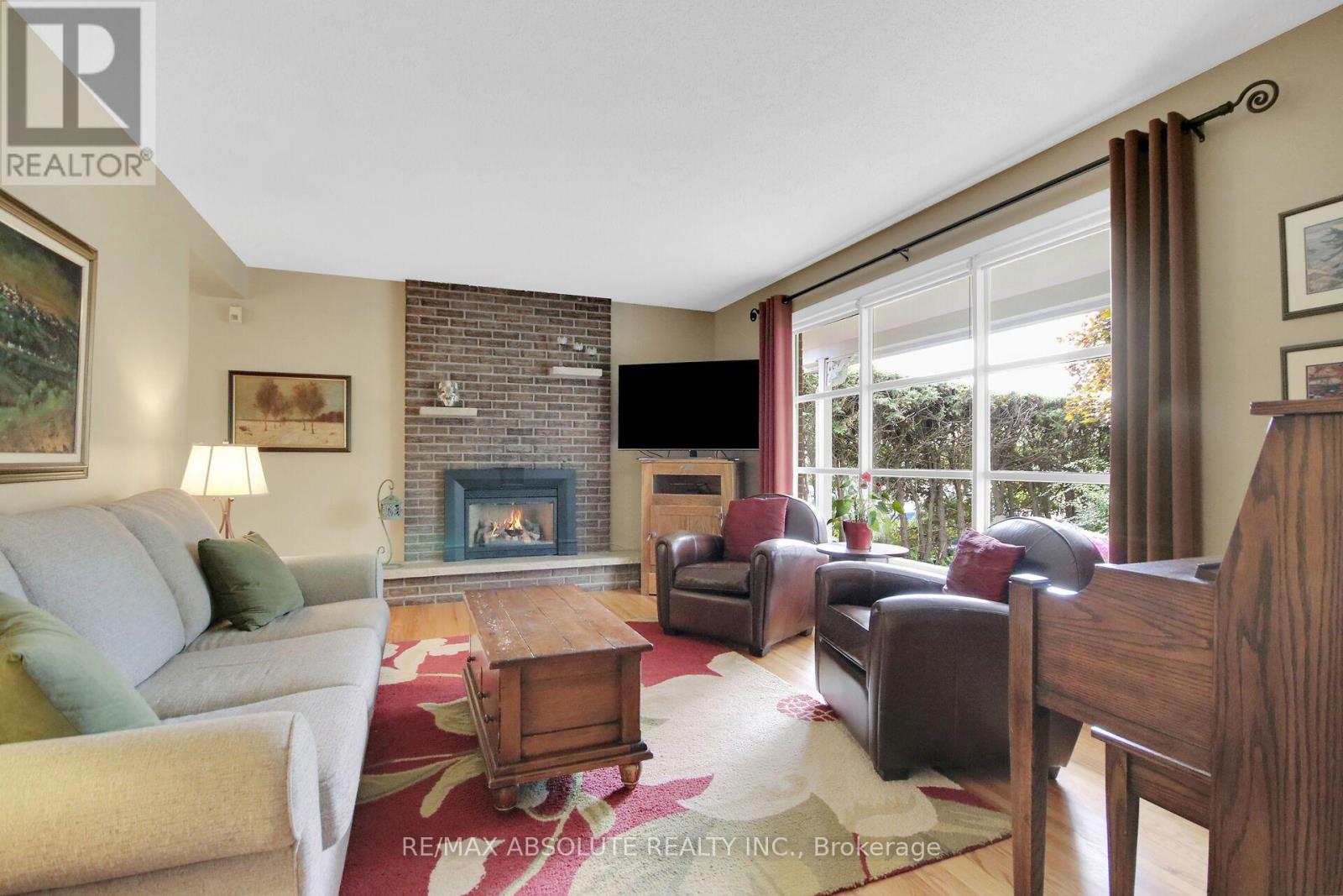 144 OLD COLONY ROAD - 6
