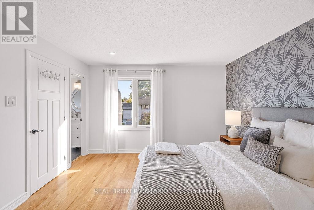 101 Queensline Drive — photo 21