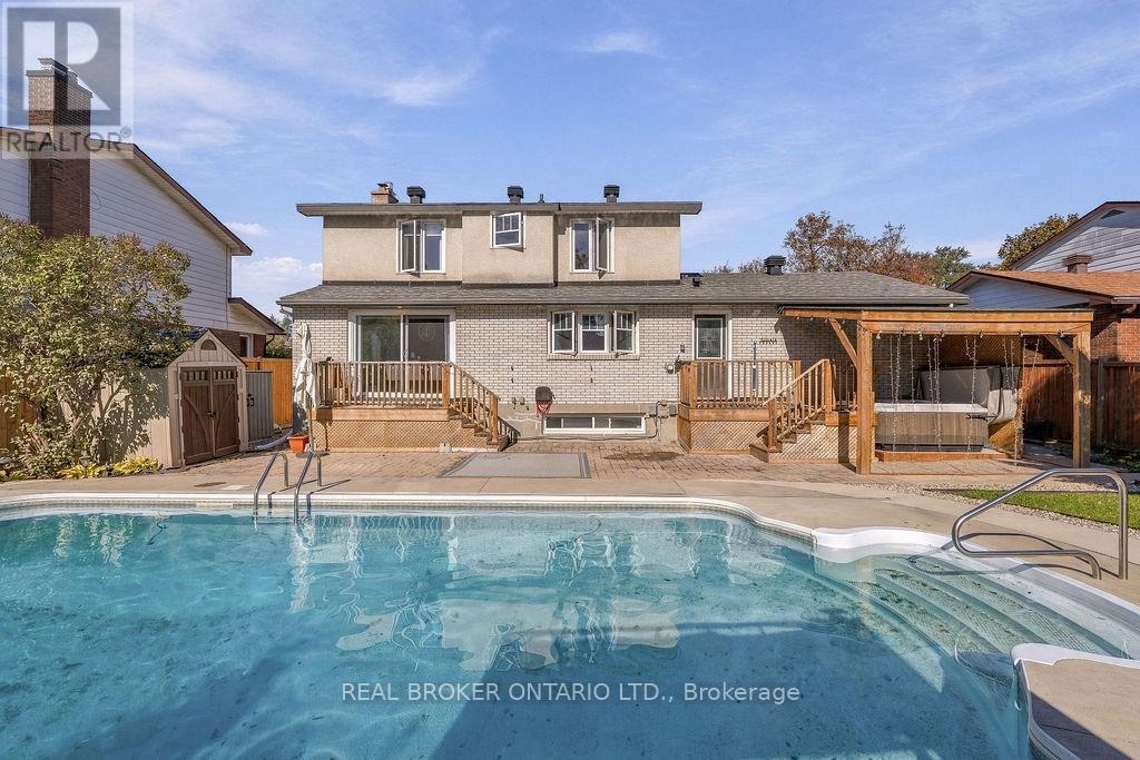101 Queensline Drive — photo 34