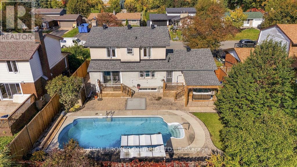 101 Queensline Drive — photo 39