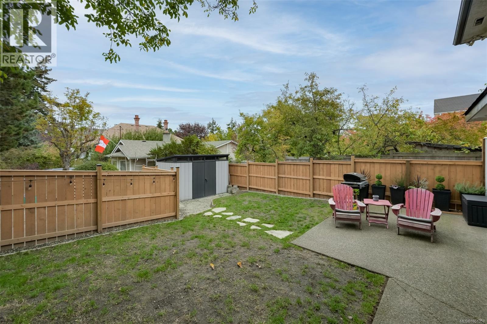 2207 Victor St - 31
