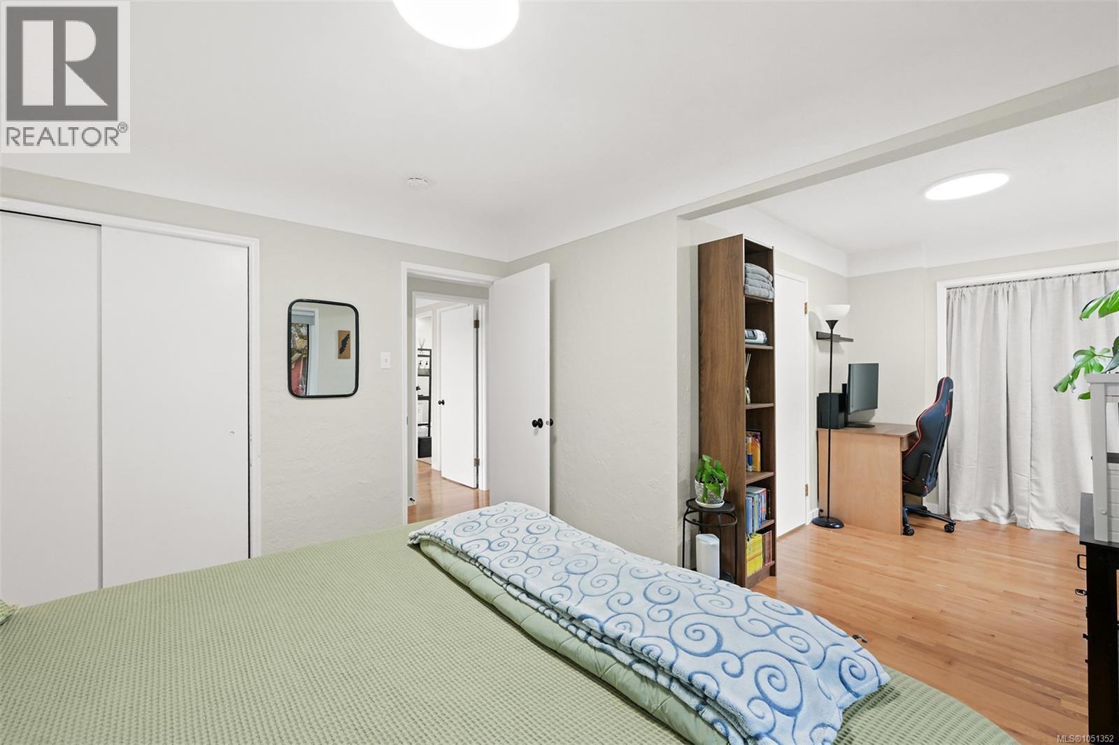 2207 Victor St - 17