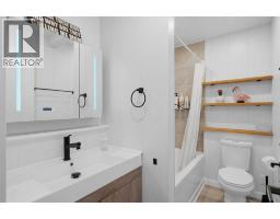 Storage - 11116 Southdale Road Sw, Calgary, AB T2W0X4 Photo 17