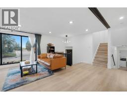 4pc Bathroom - 11116 Southdale Road Sw, Calgary, AB T2W0X4 Photo 12