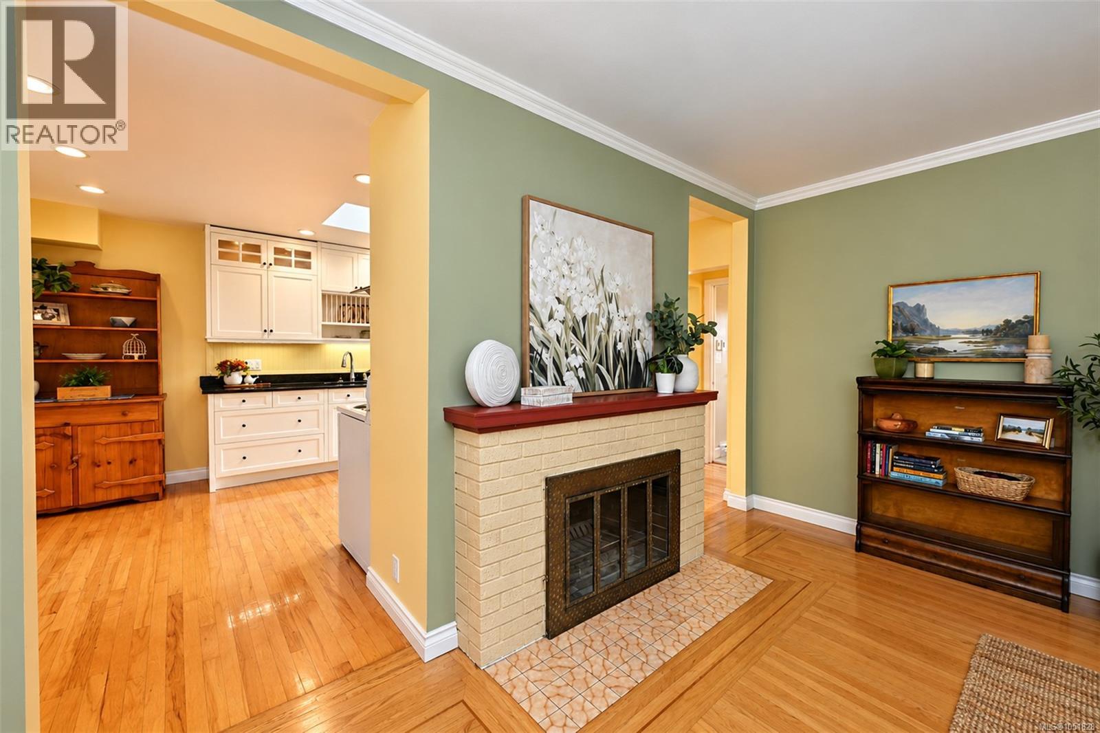 1635 Fairfield Rd - 10