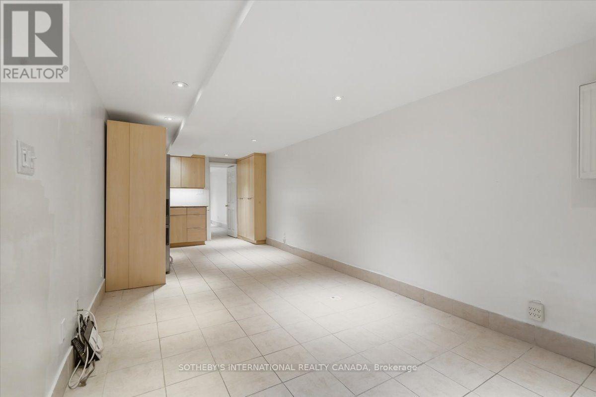 LOWER UNIT - 33 ROSE AVENUE, Toronto (Cabbagetown-South St. James Town) — photo 4