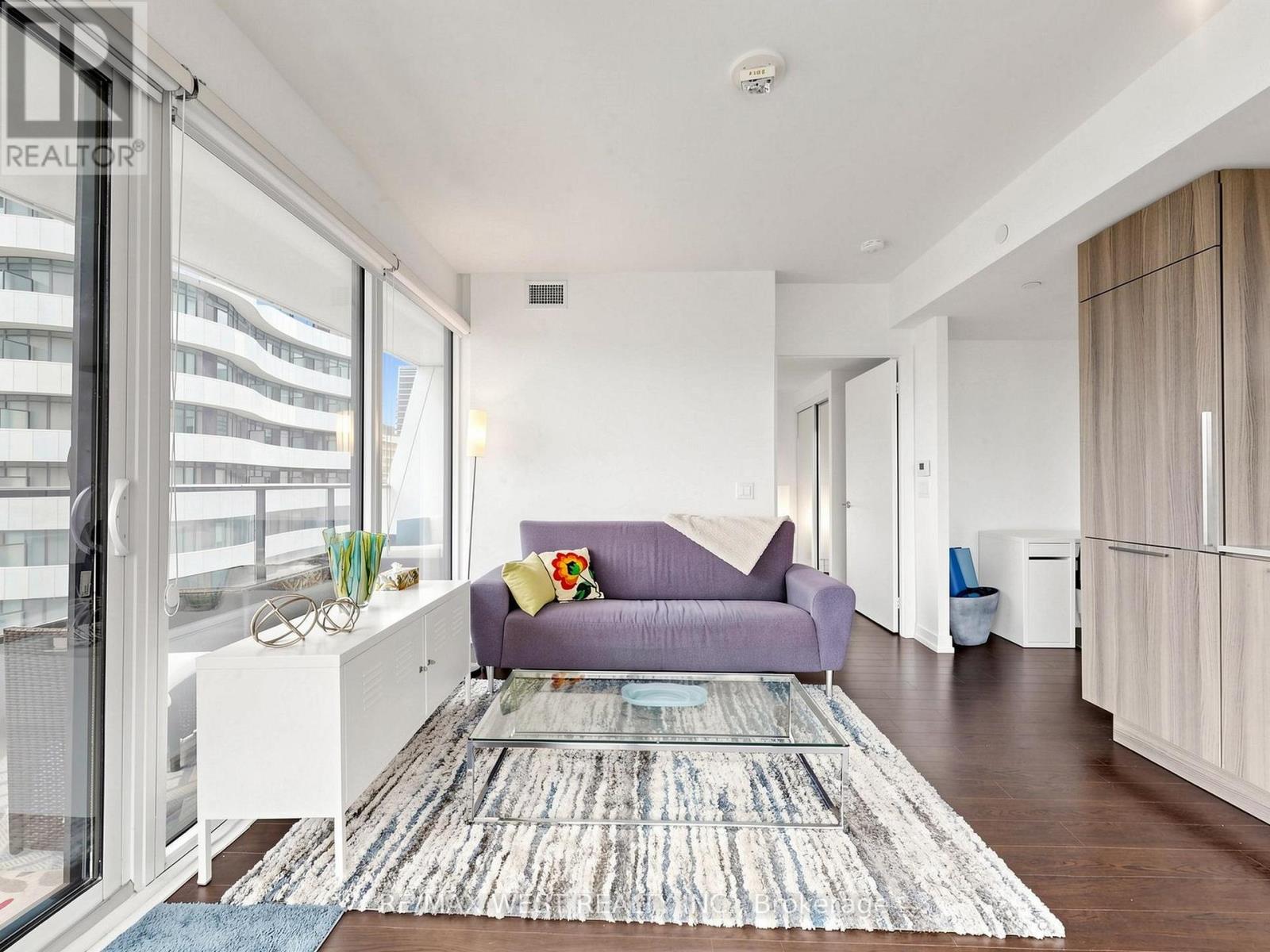 85 Wood Street — photo 13