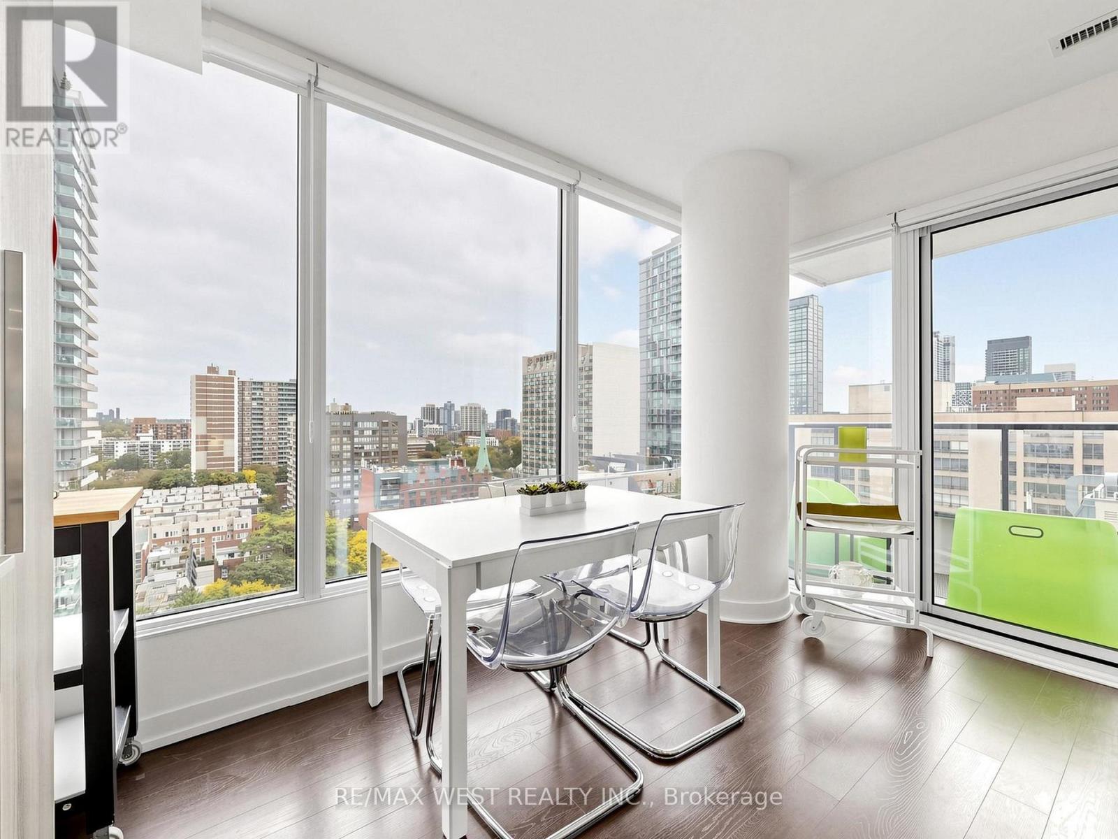 85 Wood Street — photo 17