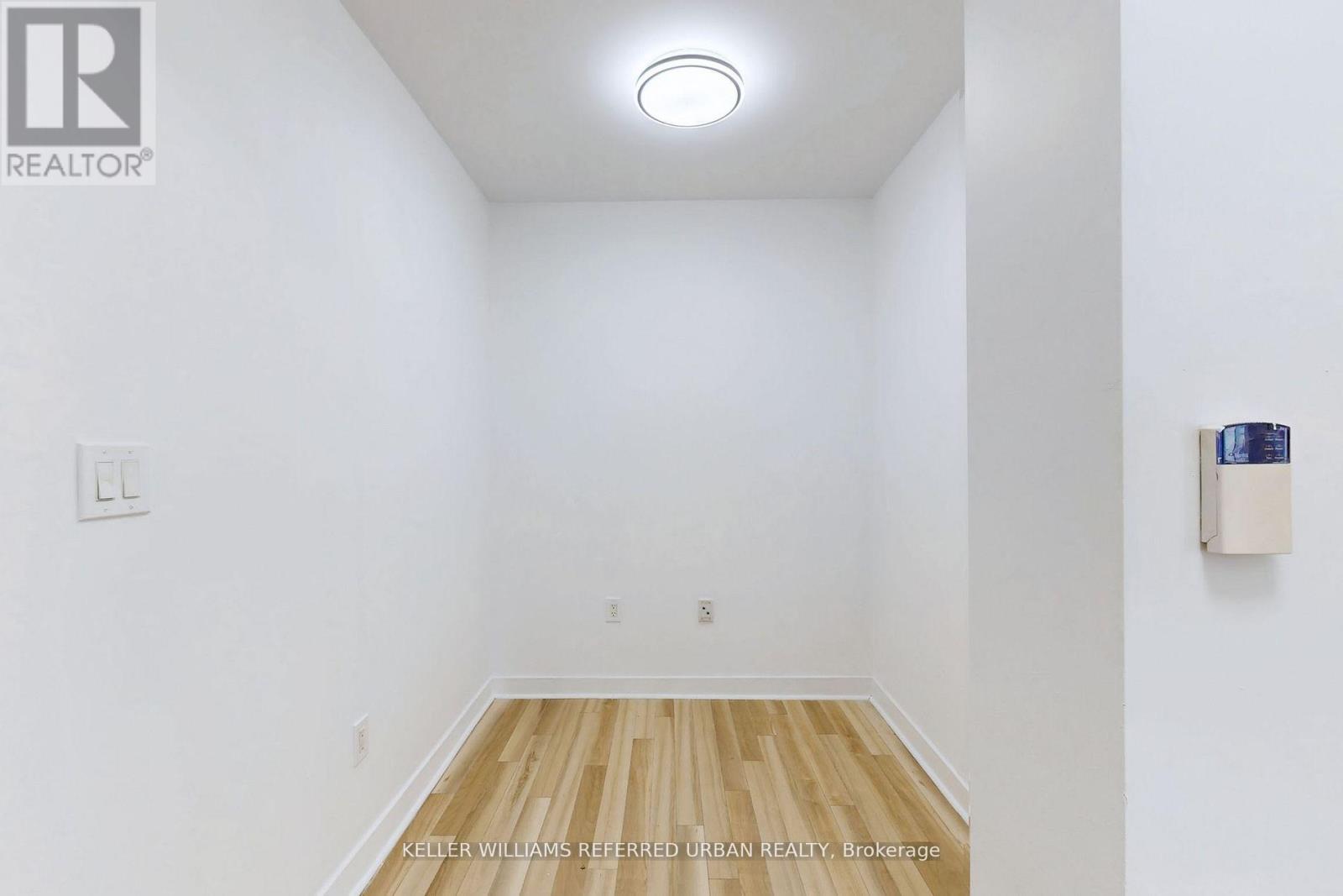 3 Navy Wharf Court — photo 17
