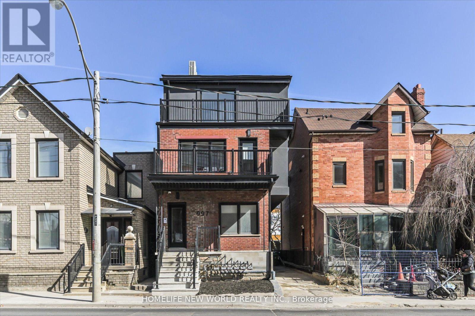 MAIN - 995 DUFFERIN DUFFERIN STREET, Toronto (Dufferin Grove)