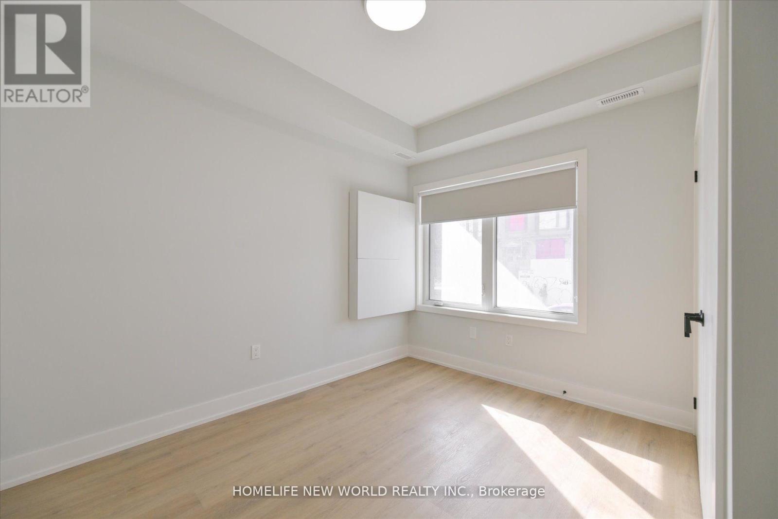 MAIN - 995 DUFFERIN DUFFERIN STREET, Toronto (Dufferin Grove) — photo 11