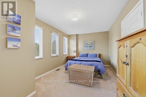 5 LOFTHOUSE DRIVE - 17