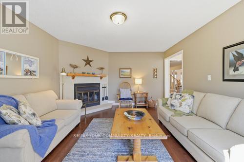 5 LOFTHOUSE DRIVE - 18
