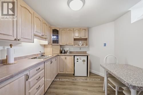 5 LOFTHOUSE DRIVE - 23