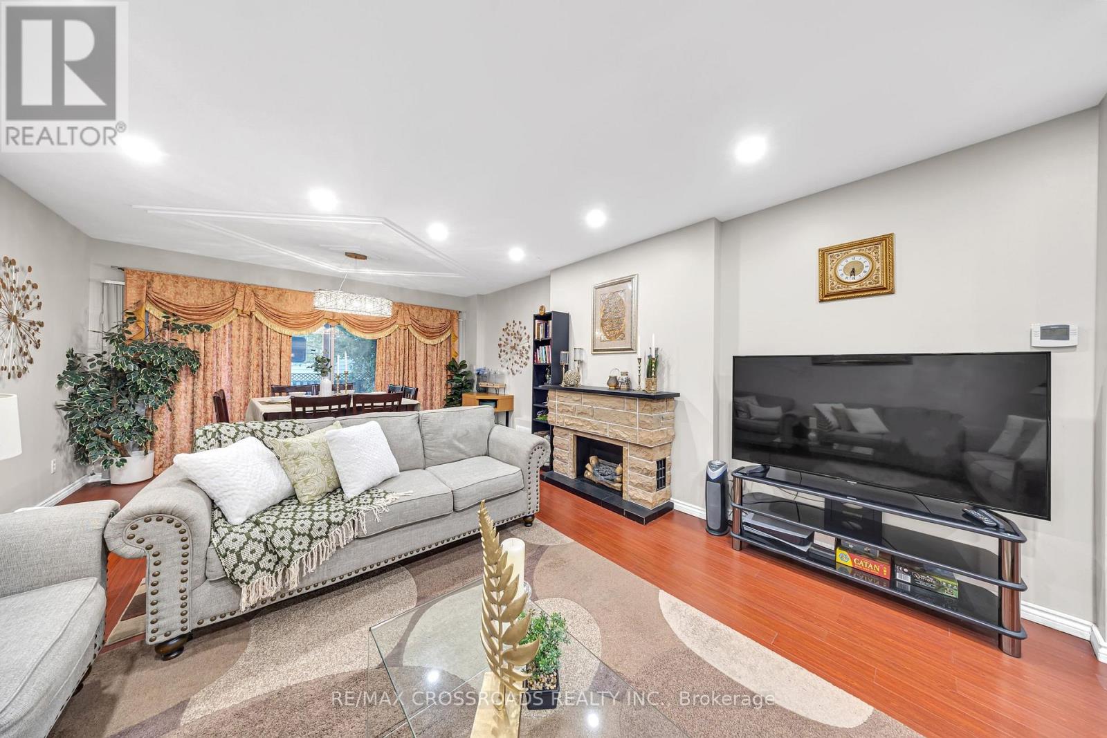 592A Danforth Road, Toronto, ON photo 14