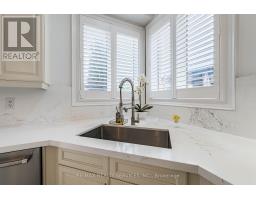 13 Vista Drive, Bradford West Gwillimbury, ON L3Z0B6 Photo 22