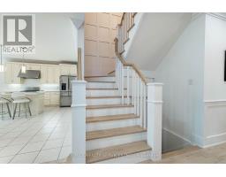 13 Vista Drive, Bradford West Gwillimbury, ON L3Z0B6 Photo 26
