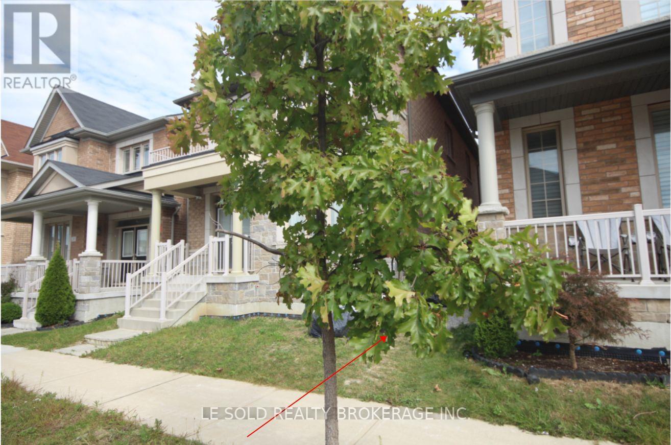 BSMT - 13 GORDON LANDON DRIVE, Markham (Cornell)