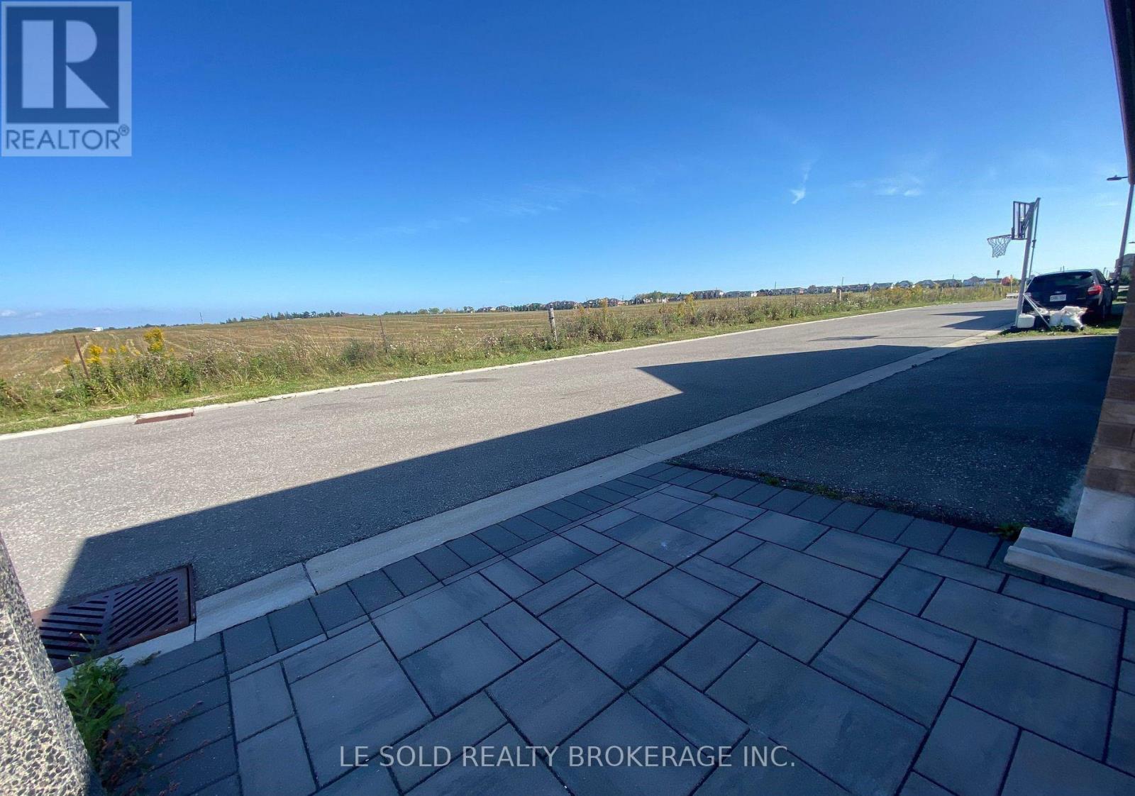 13 Gordon Landon Drive — photo 14