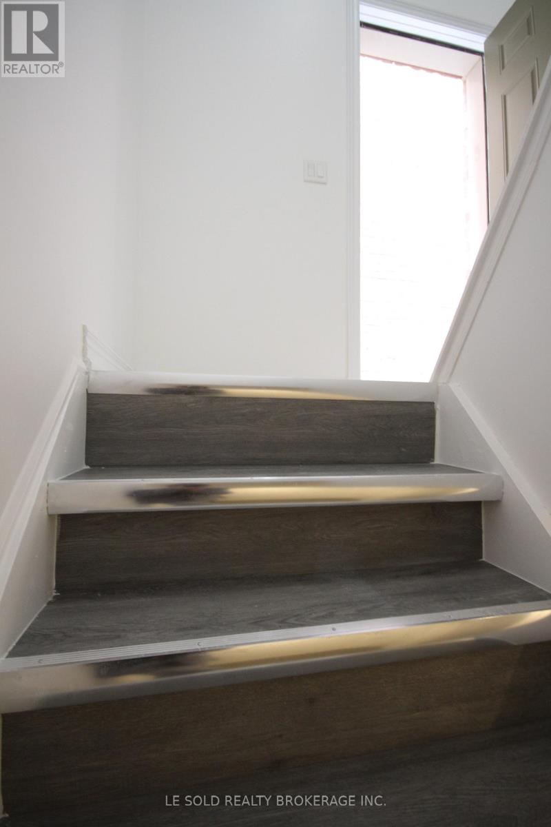 BSMT - 13 GORDON LANDON DRIVE, Markham (Cornell) — photo 2