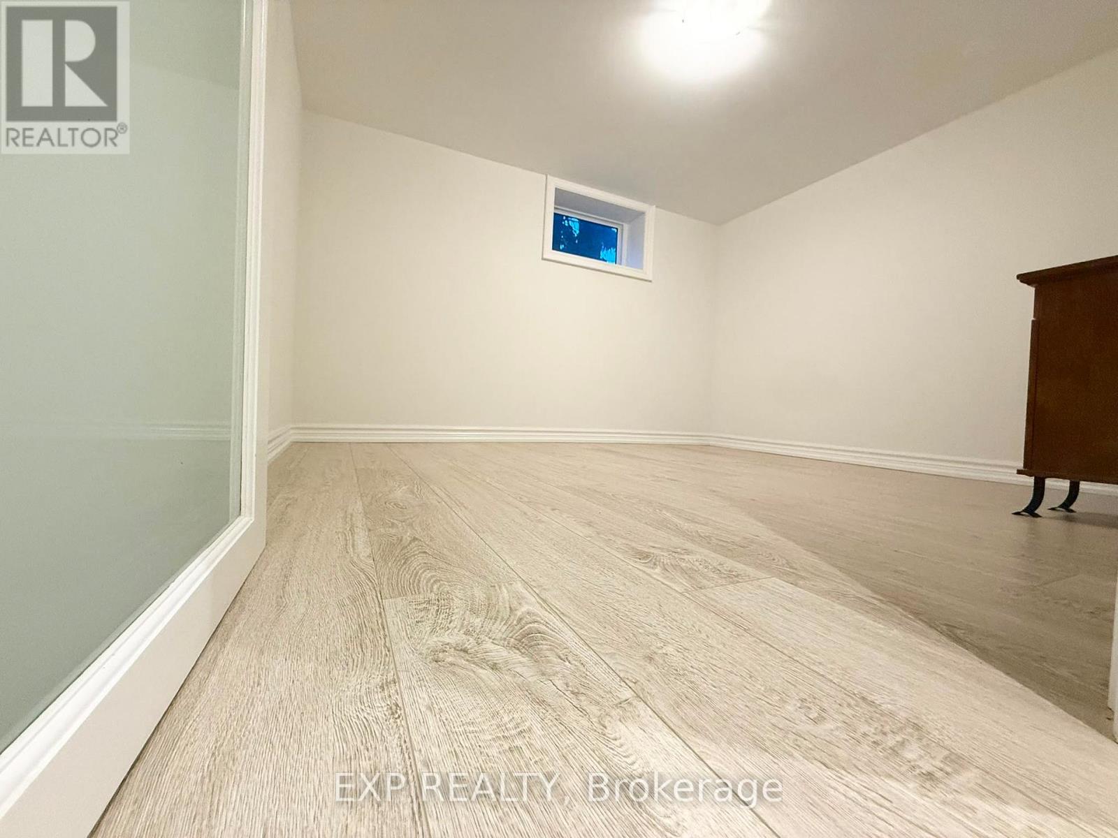 12376 Tenth Line — photo 22