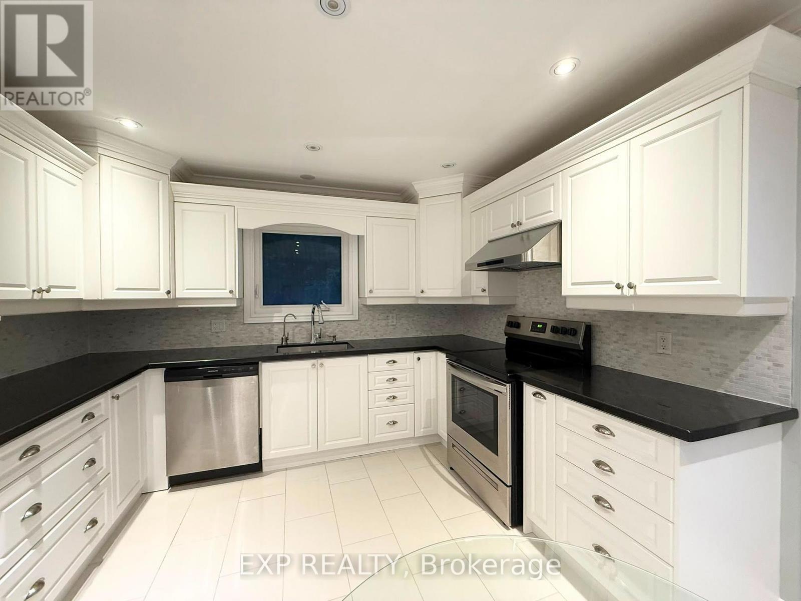 12376 TENTH LINE, Whitchurch-Stouffville (Stouffville) — photo 4