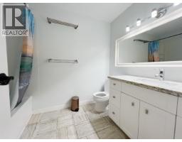 17 1141 Eagleridge Drive, Coquitlam, BC V3E1K1 Photo 6