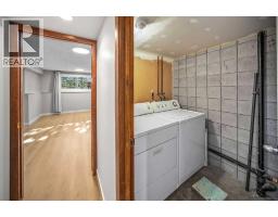 2658 11 Avenue Se, Calgary, AB T2A0E3 Photo 16