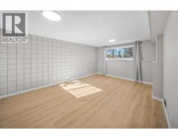 2658 11 Avenue Se, Calgary, AB T2A0E3 Photo 36