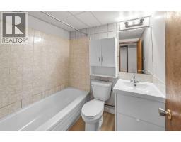 2658 11 Avenue Se, Calgary, AB T2A0E3 Photo 42