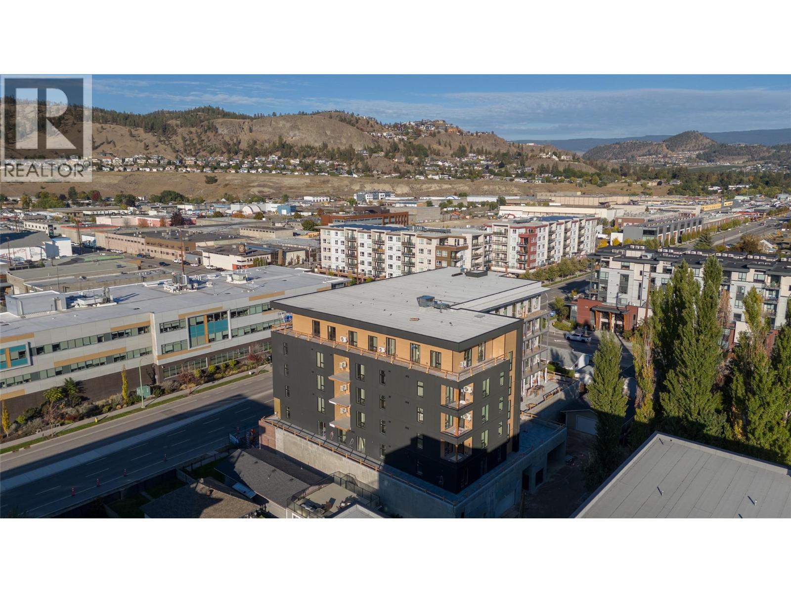 512 647 Clement Avenue, Kelowna