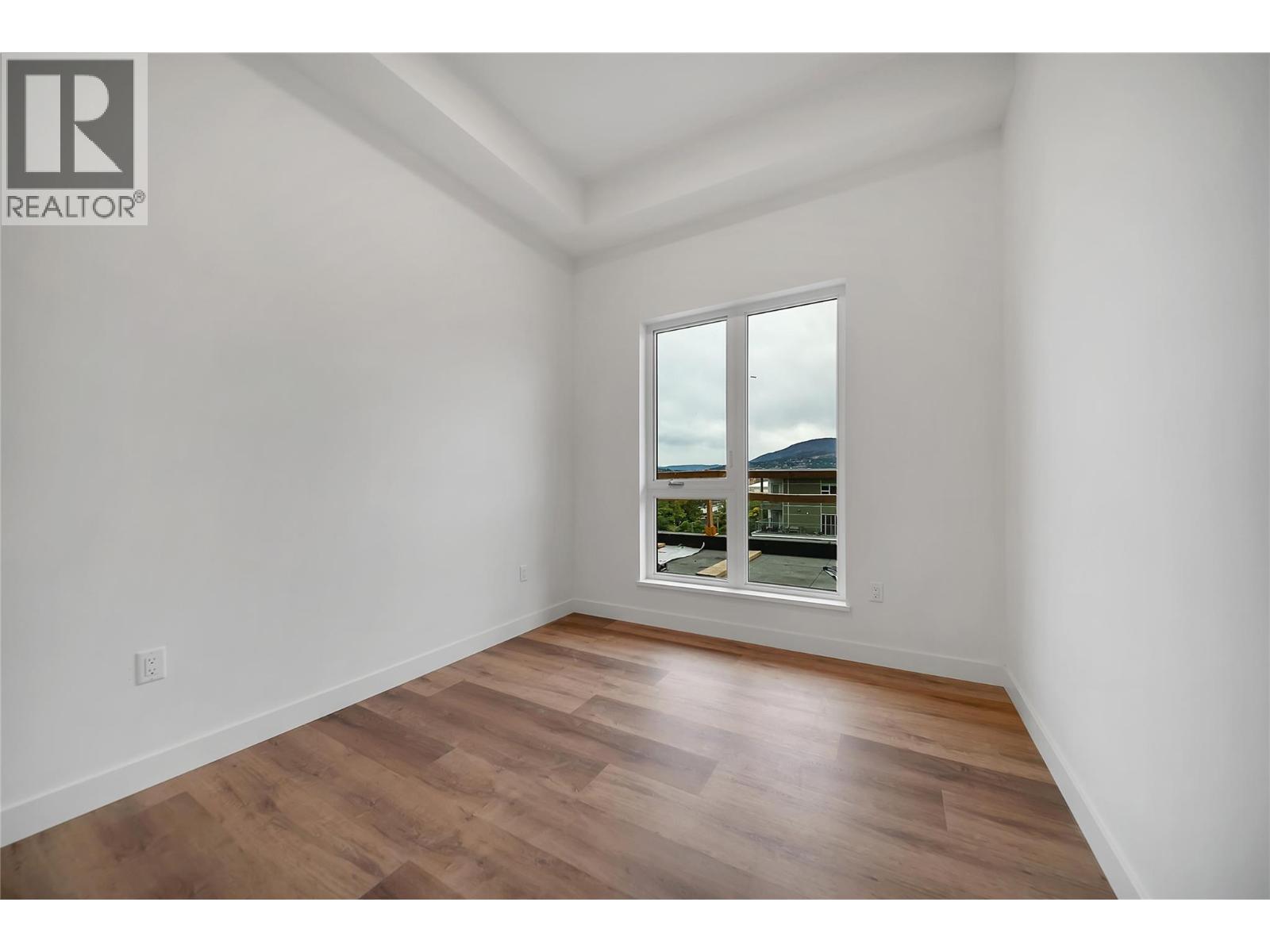 611 647 Clement Avenue, Kelowna