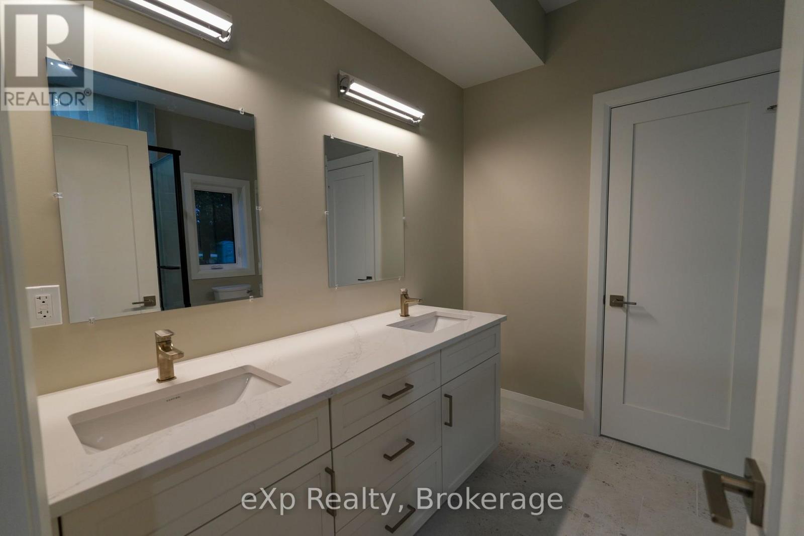 127 KOVAC LANE - 18