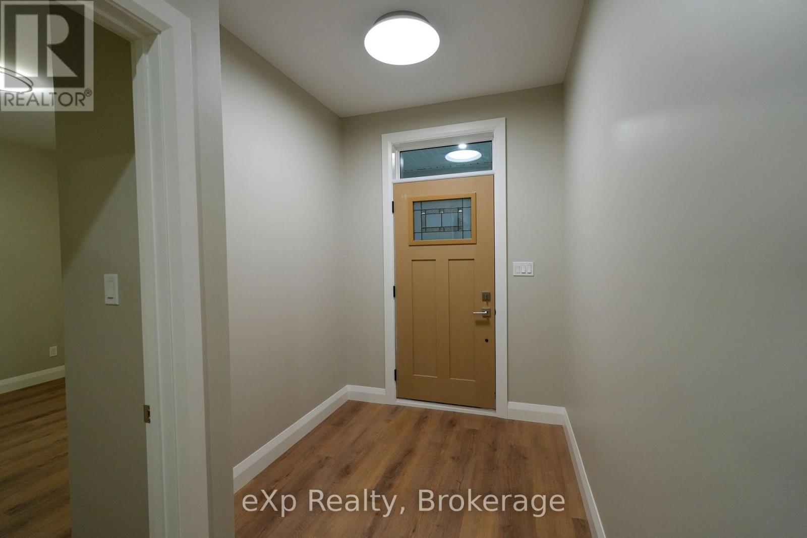 127 KOVAC LANE, Saugeen Shores — photo 2