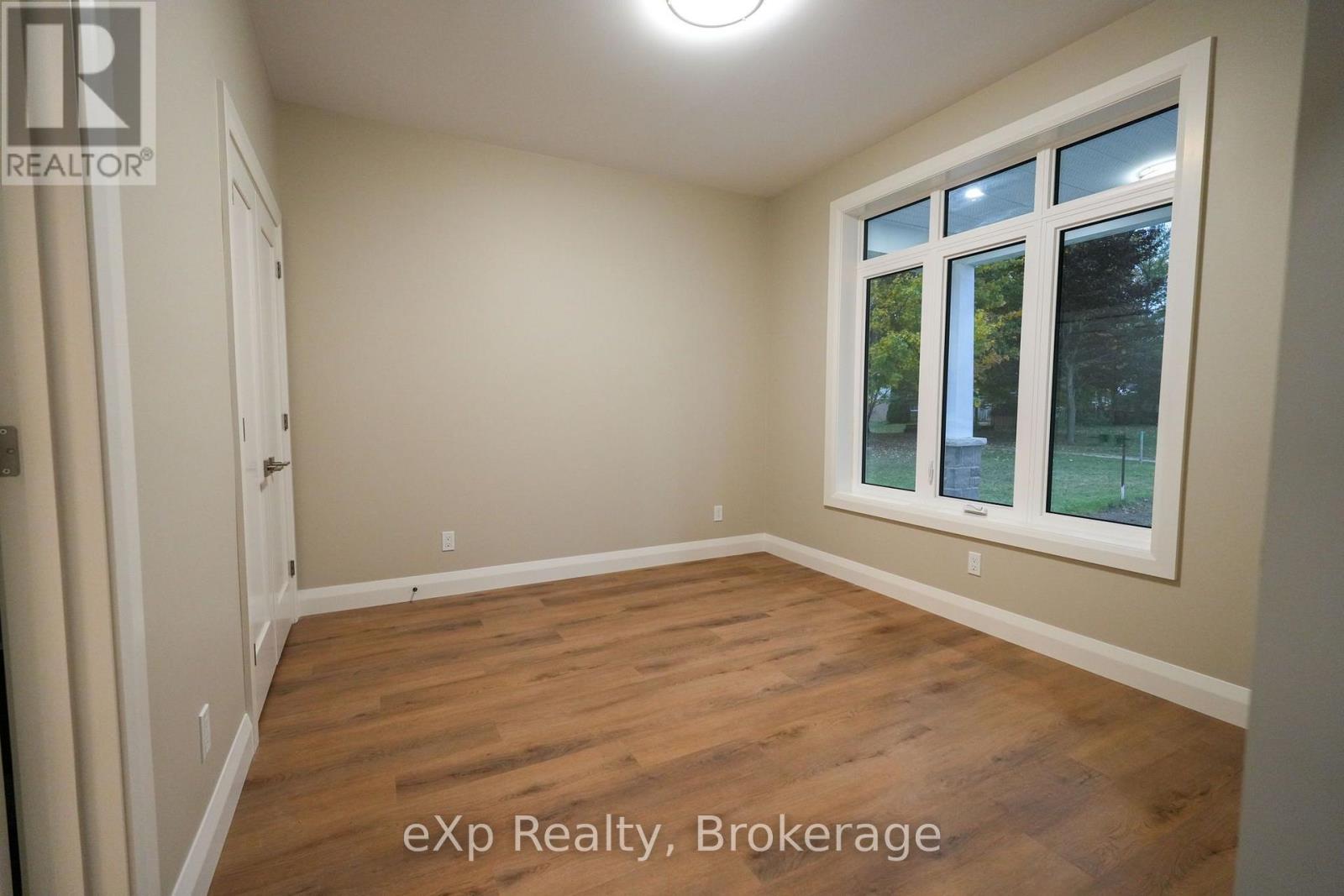 127 KOVAC LANE - 22