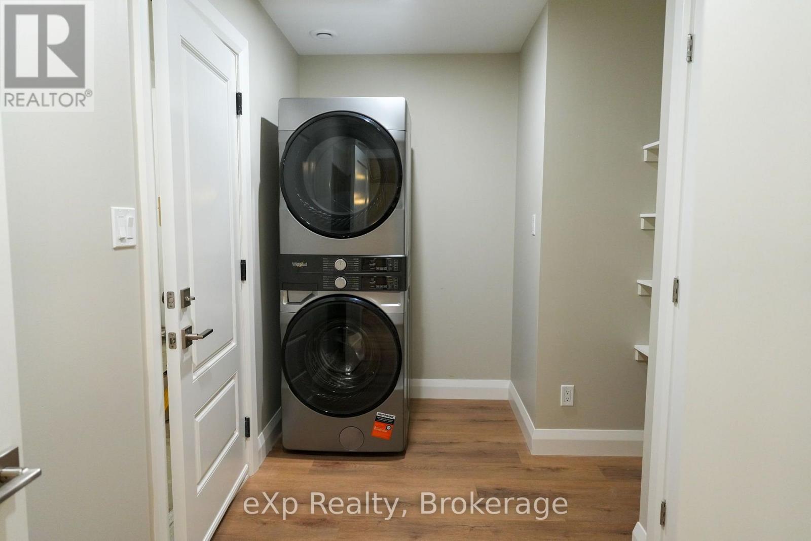 127 KOVAC LANE - 25