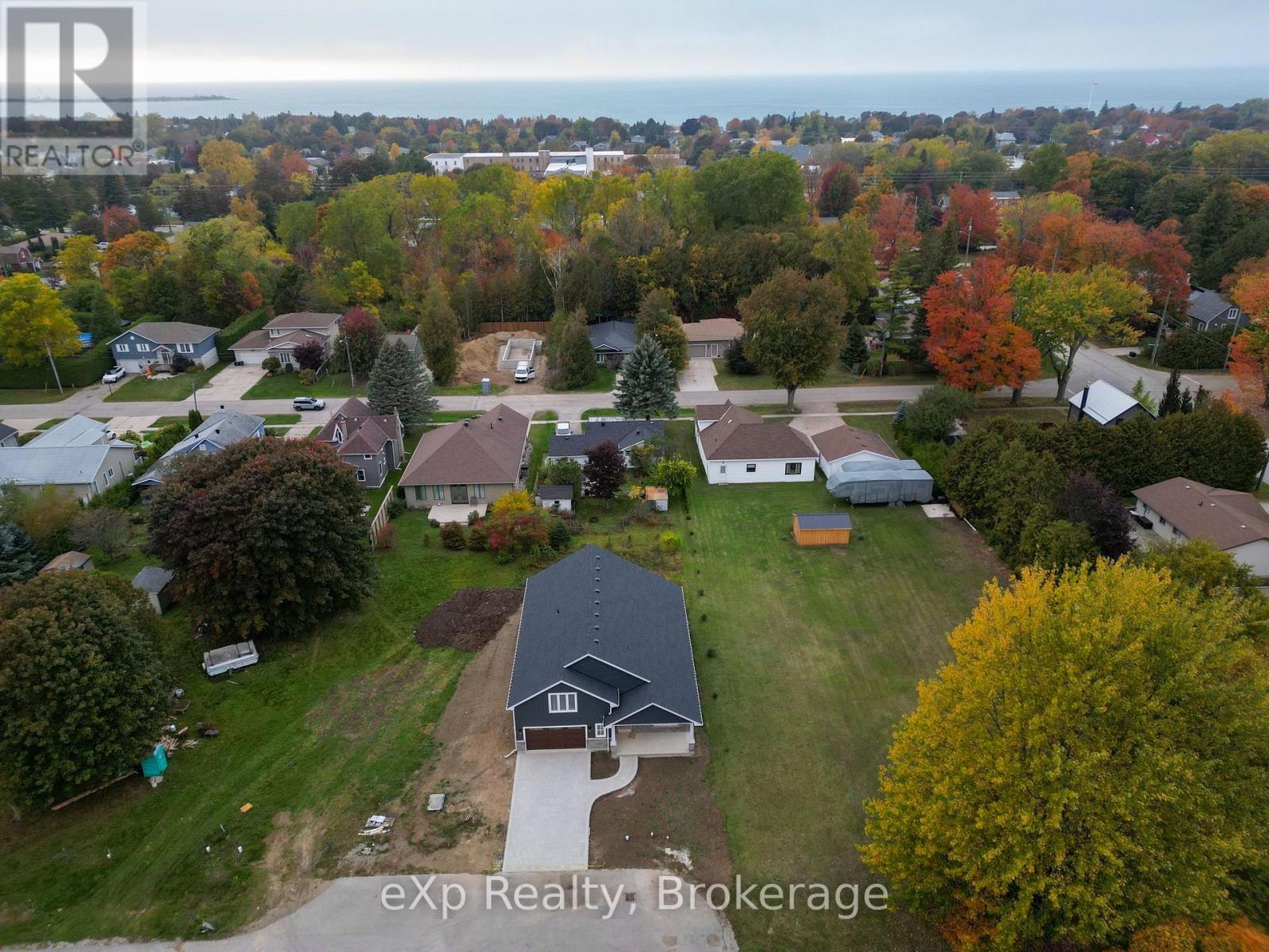 127 KOVAC LANE - 31