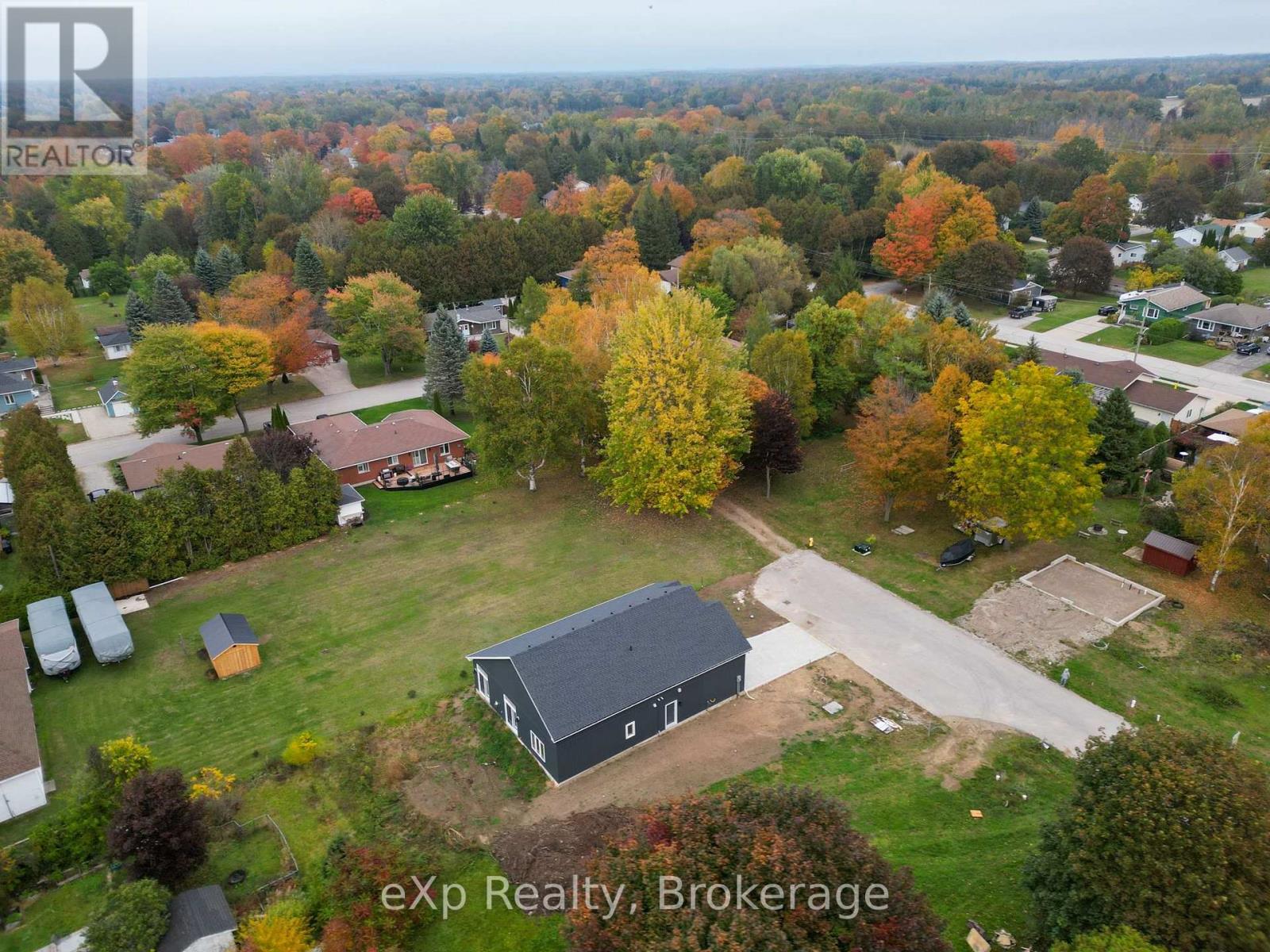 127 KOVAC LANE - 33