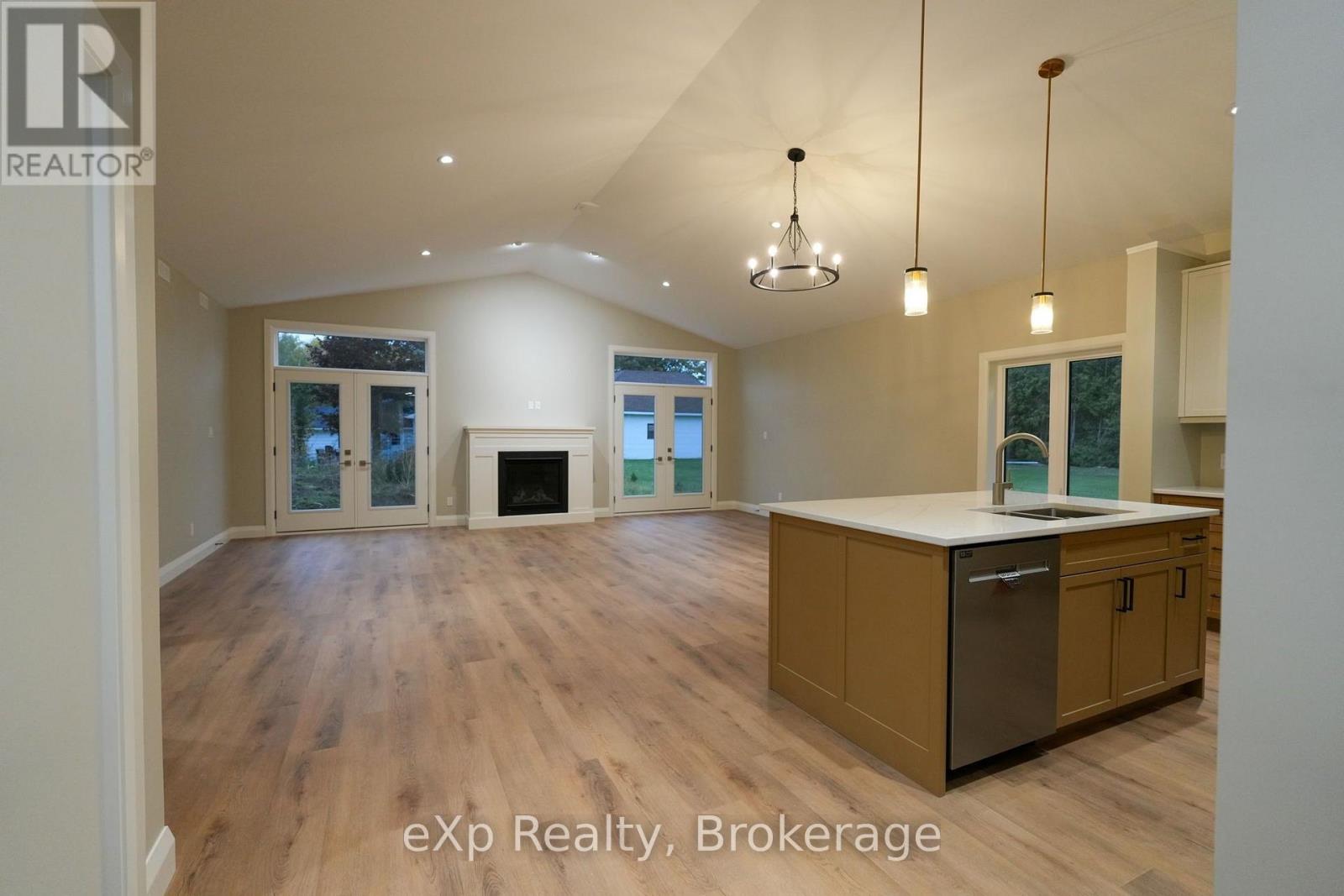 127 KOVAC LANE, Saugeen Shores — photo 6