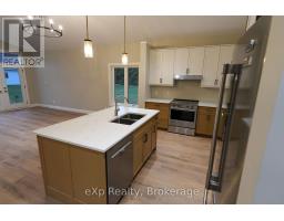 127 Kovac Lane, Saugeen Shores, ON N0H2L0 Photo 11